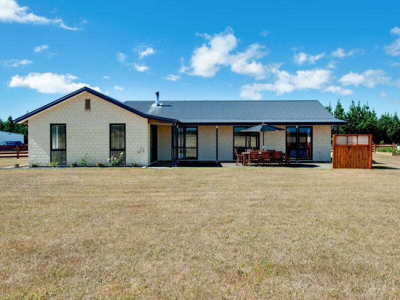 The Round Hill new build in Christchurch, New Zealand built by Trendsetter Homes